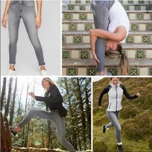 Athleta Sculptek size 10 grey jeans